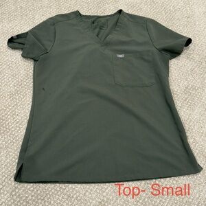 🎀 Figs scrub Catarina Top in Moss color Small reg 🎀